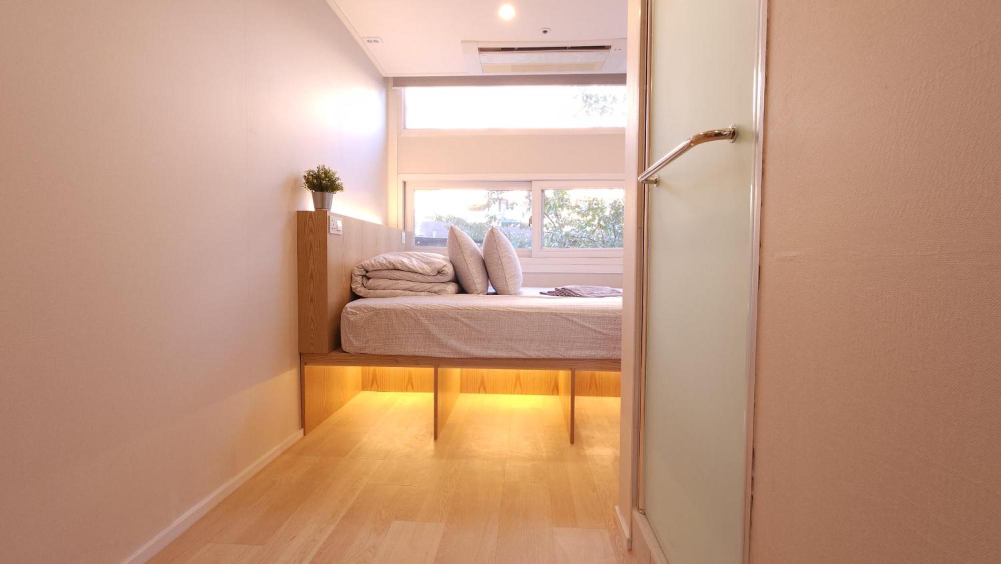 Oyo Hostel Myeongdong 6 Seoul Exterior photo
