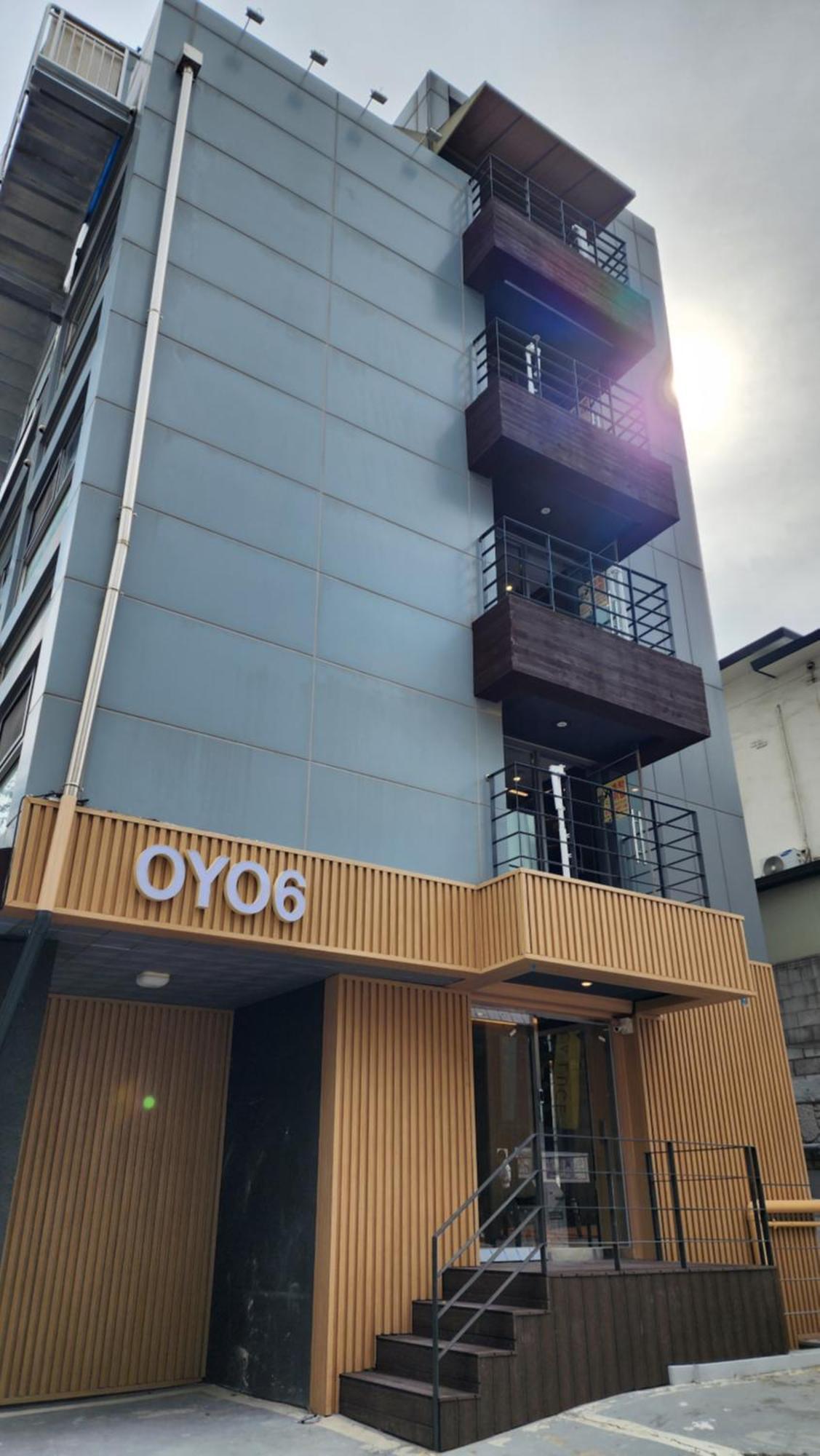 Oyo Hostel Myeongdong 6 Seoul Exterior photo